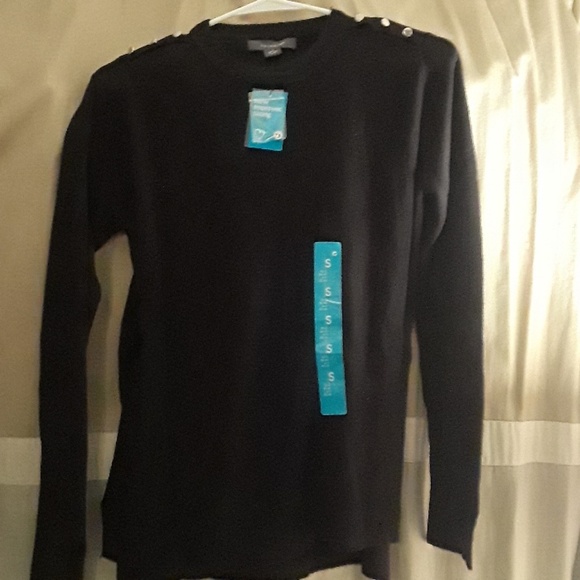 Tops - Picture 1 of 1